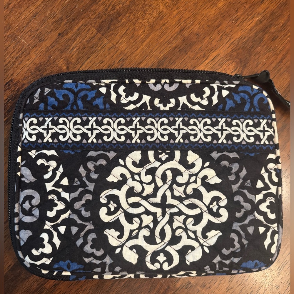 Vera Bradley Canterberry Colbalt  Tablet Sleeve